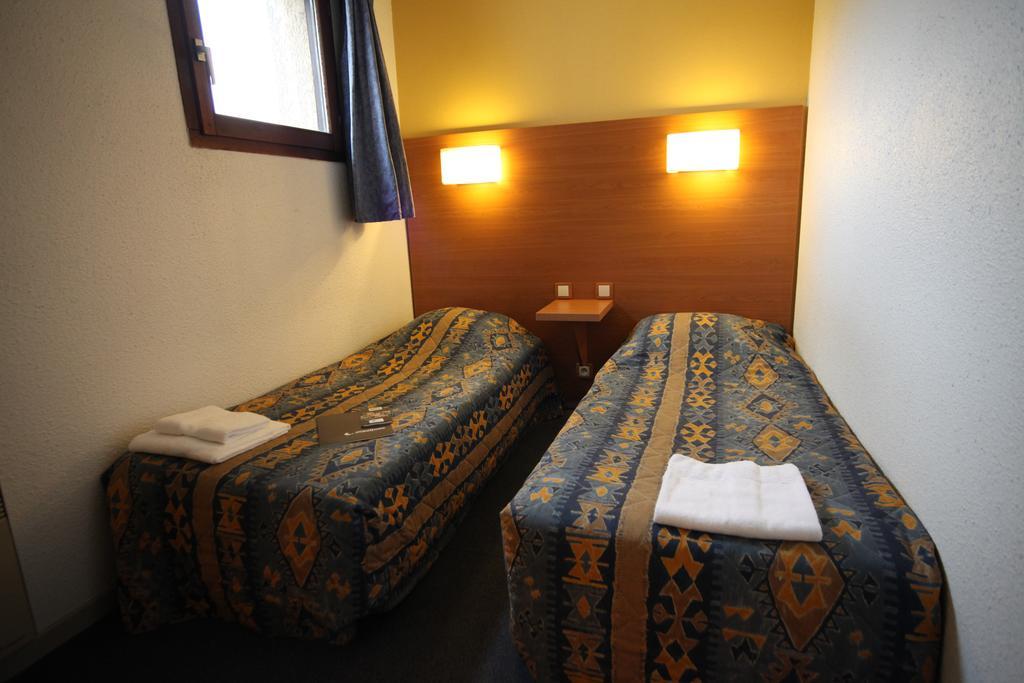 Brit Hotel L'Eclipse Nancy Heillecourt Room photo